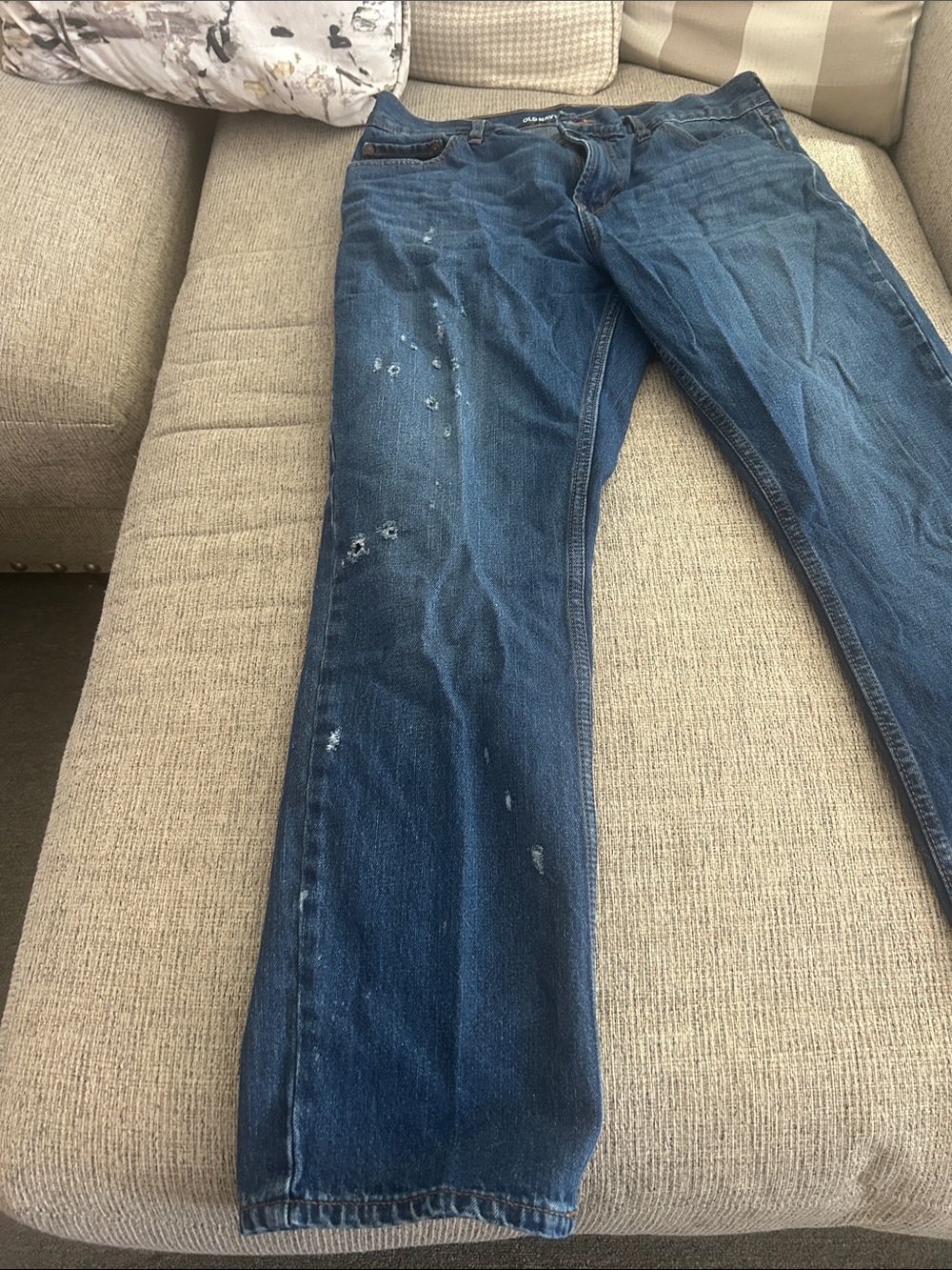 Old Navy Men's Dark Blue Straight Jeans - Picture 3 of 9
